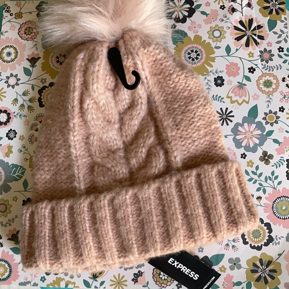 Express Cable Knit Pink Beanie with Faux Fur Pom - NWT